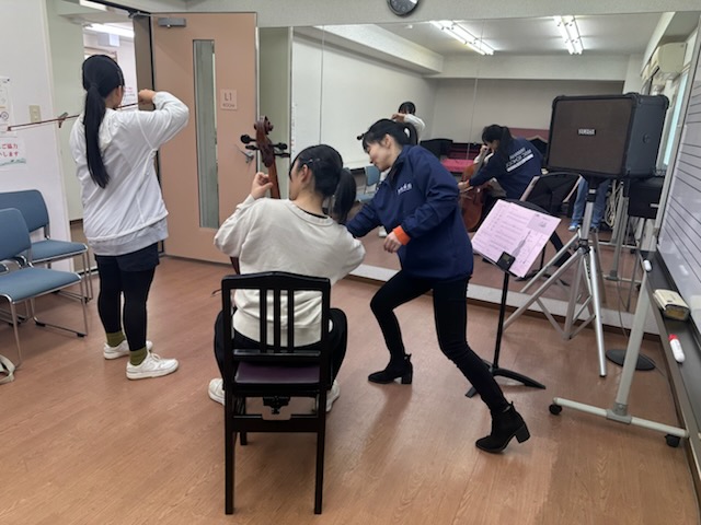 タッチ＆トライ楽器体感デーの様子