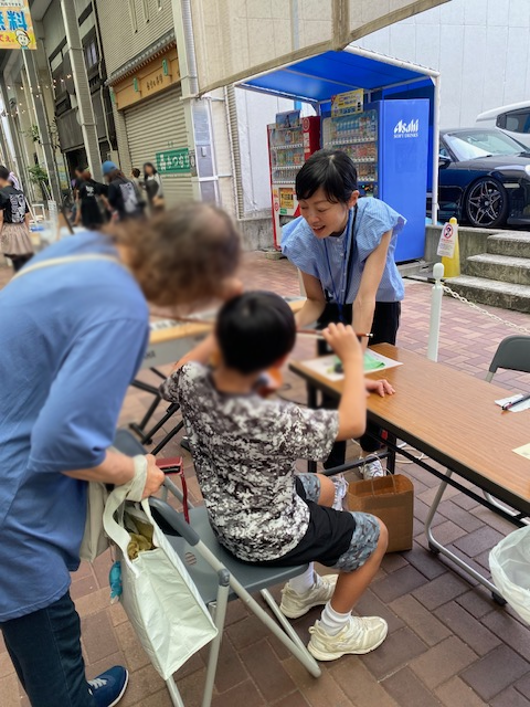 とくしま新町ミュージックナイトマーケットの様子